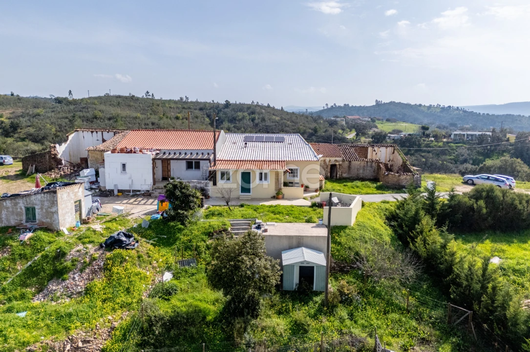 Moradia T3 para Venda em São Bartolomeu de Messines Foto 26