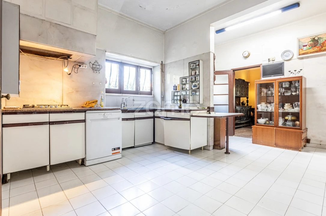 Moradia T5 para Venda em Carcavelos e Parede Foto 13