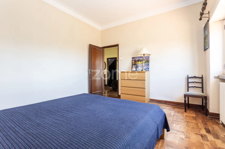 Moradia T5 para Venda em Carcavelos e Parede Foto 17