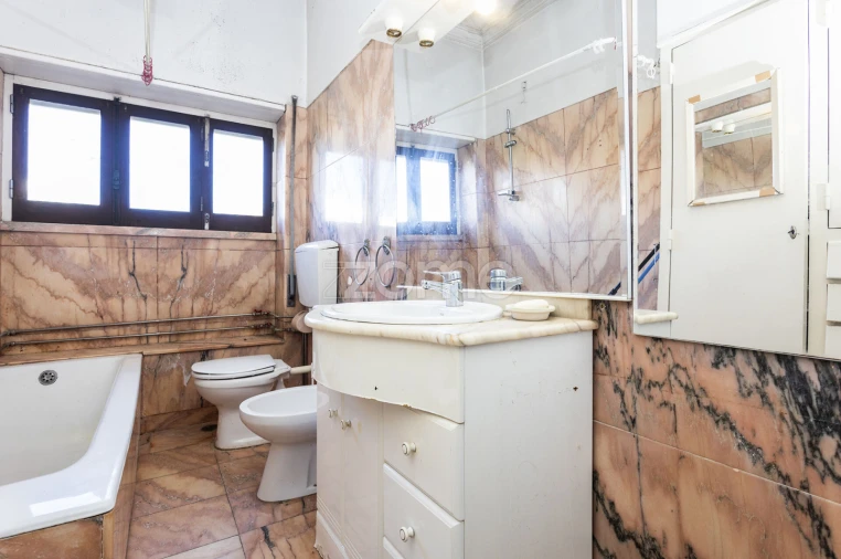 Moradia T5 para Venda em Carcavelos e Parede Foto 18