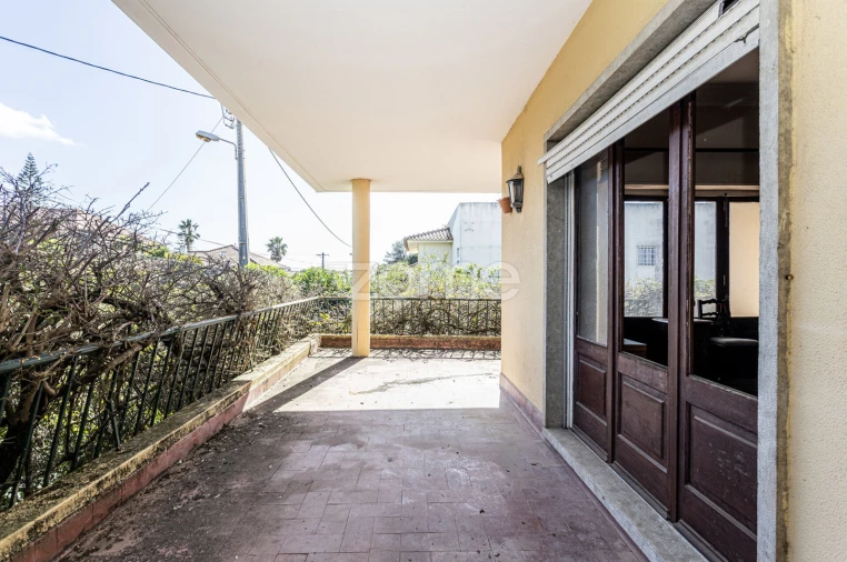 Moradia T5 para Venda em Carcavelos e Parede Foto 31