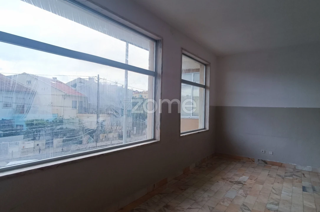 Negócio para Venda em Algueirão-Mem Martins Foto 6