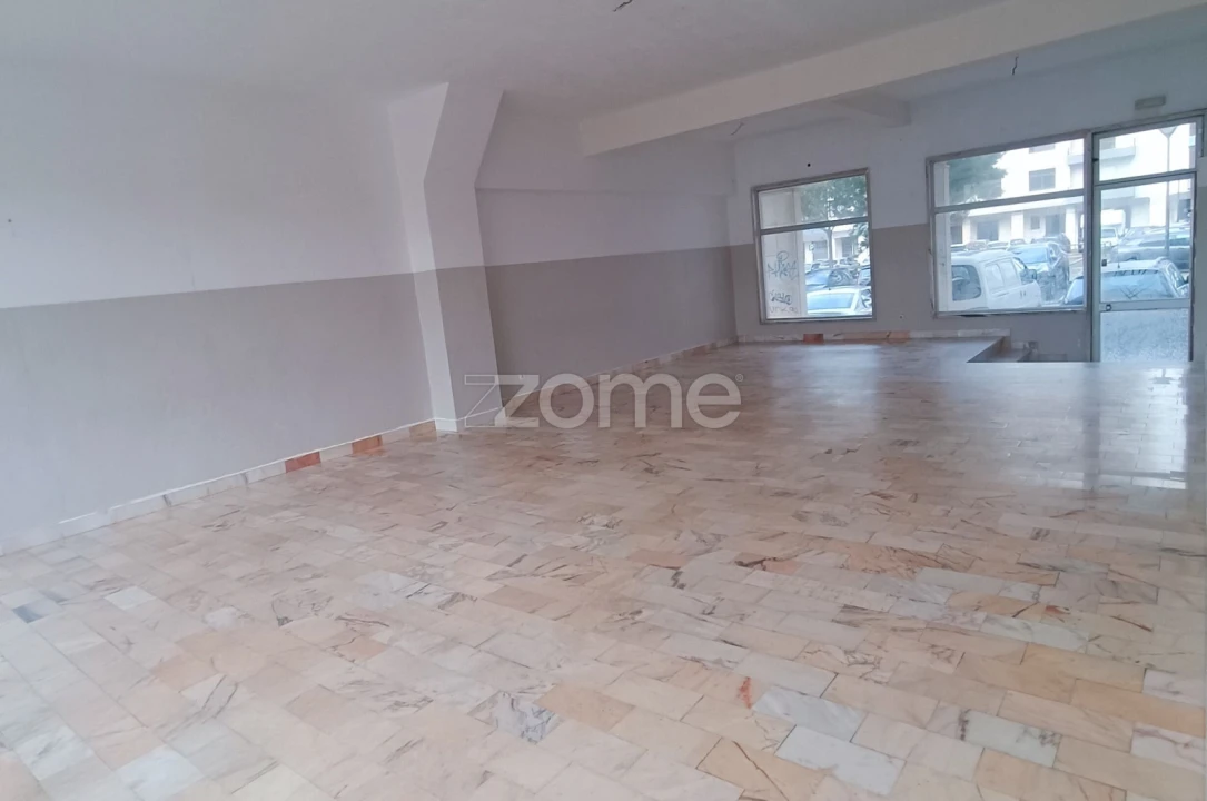 Negócio para Venda em Algueirão-Mem Martins Foto 4