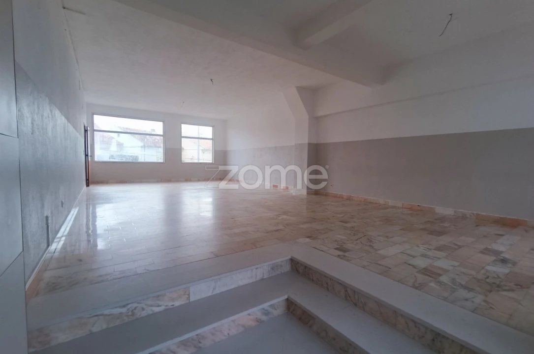 Negócio para Venda em Algueirão-Mem Martins Foto 2