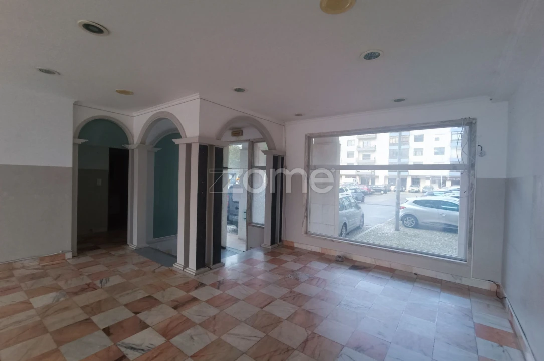 Negócio para Arrendamento em Algueirão-Mem Martins Foto 7