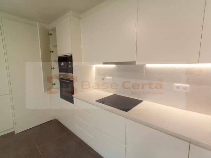 Apartamento T2 para Venda em Santa Clara Foto 5