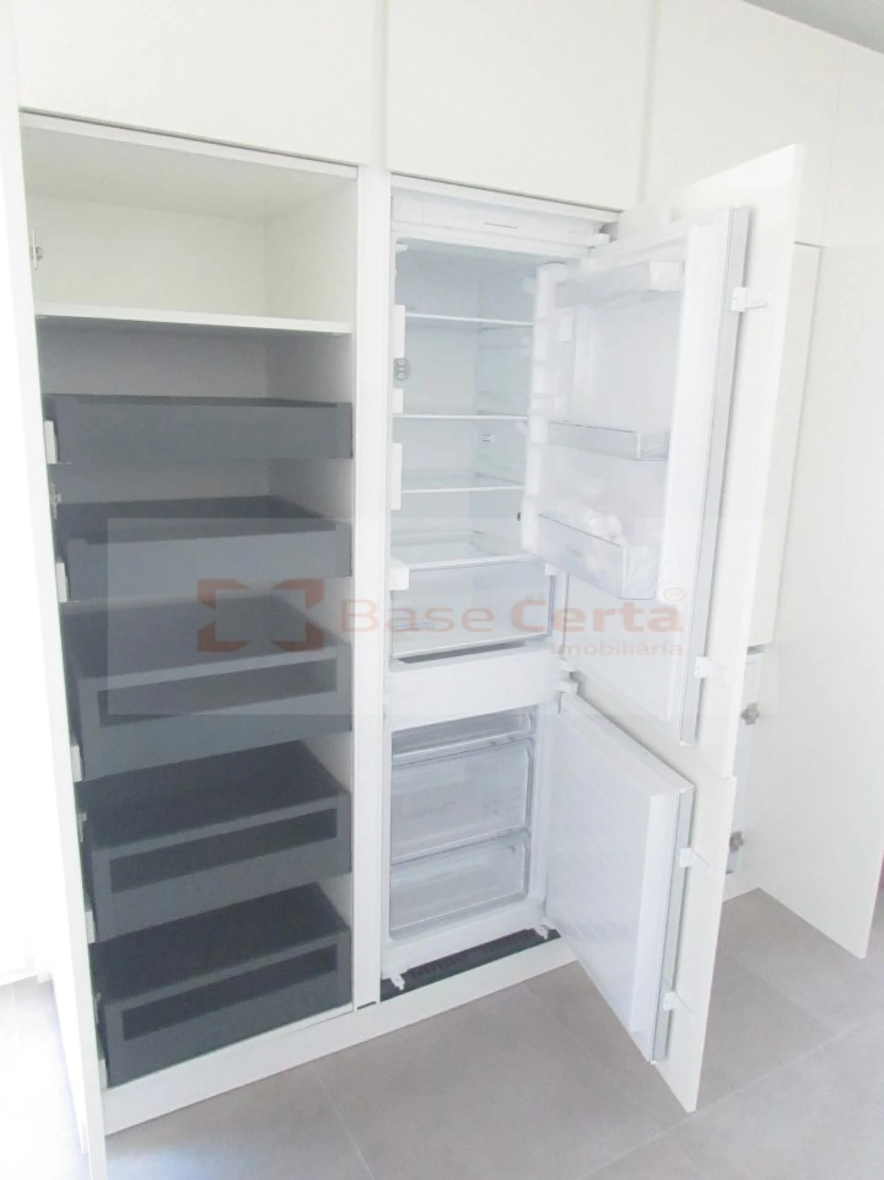 Apartamento T3 para Venda em Almada, Cova da Piedade, Pragal e Cacilhas Foto 6