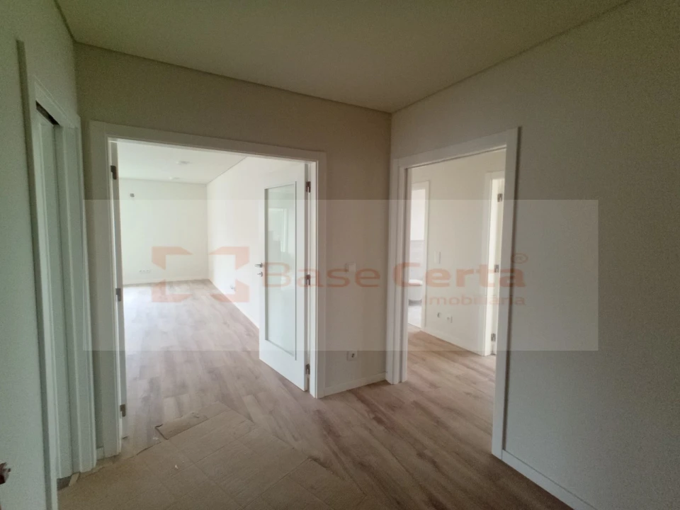 Apartamento T3 para Venda em Almada, Cova da Piedade, Pragal e Cacilhas Foto 16