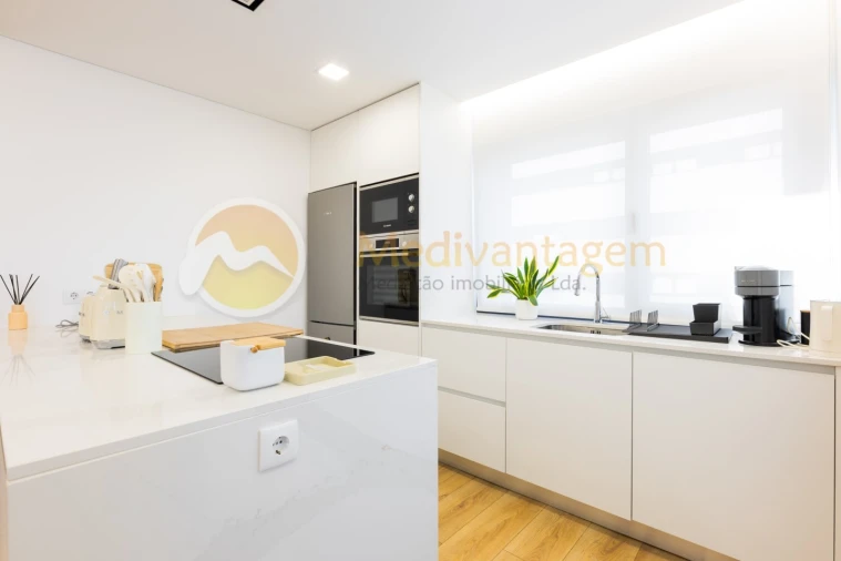 Apartamento T2 para Venda em Nogueiró e Tenões Foto 4