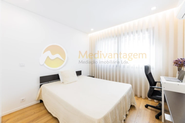 Apartamento T2 para Venda em Nogueiró e Tenões Foto 17