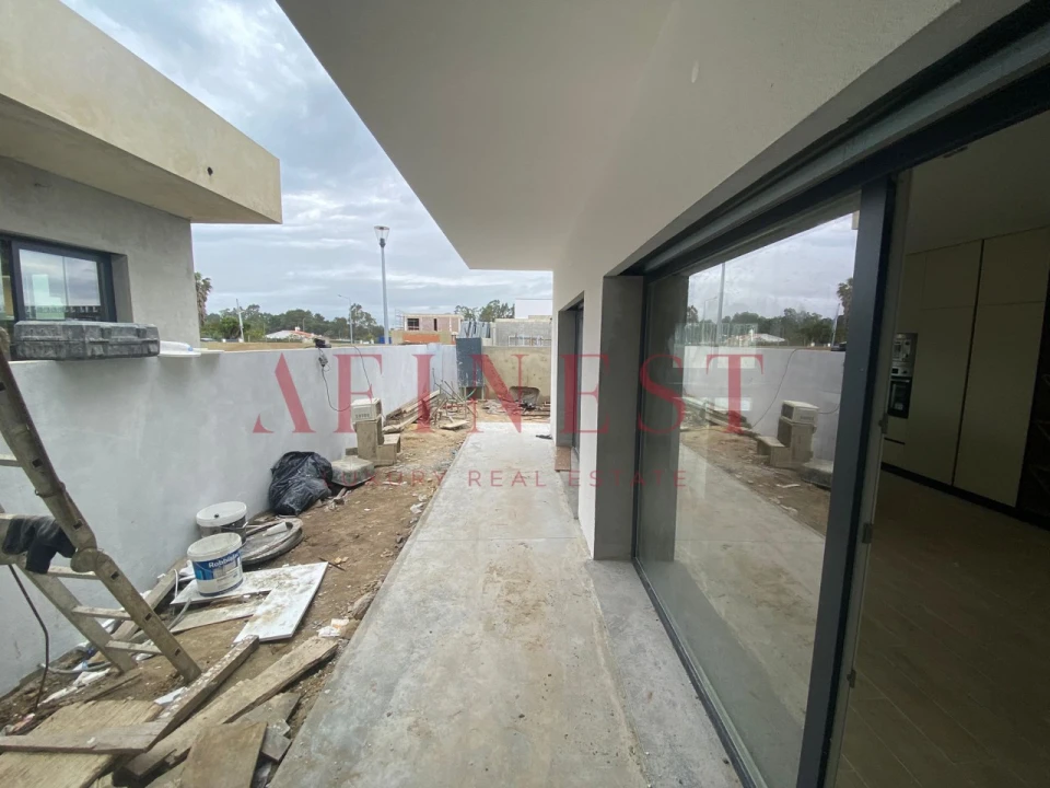 Moradia T4 para Venda em Quinta do Anjo Foto 6