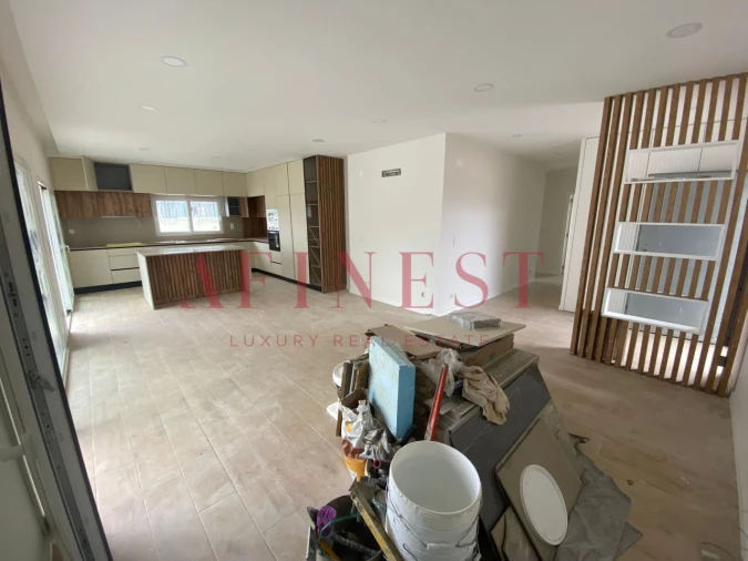 Moradia T4 para Venda em Quinta do Anjo Foto 4