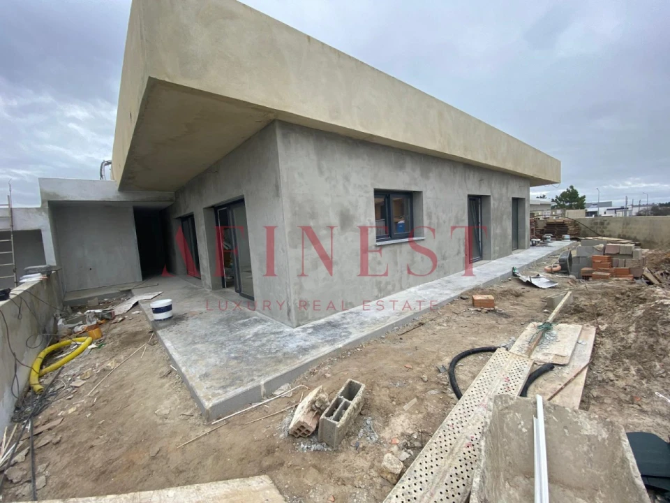 Moradia T4 para Venda em Quinta do Anjo Foto 2