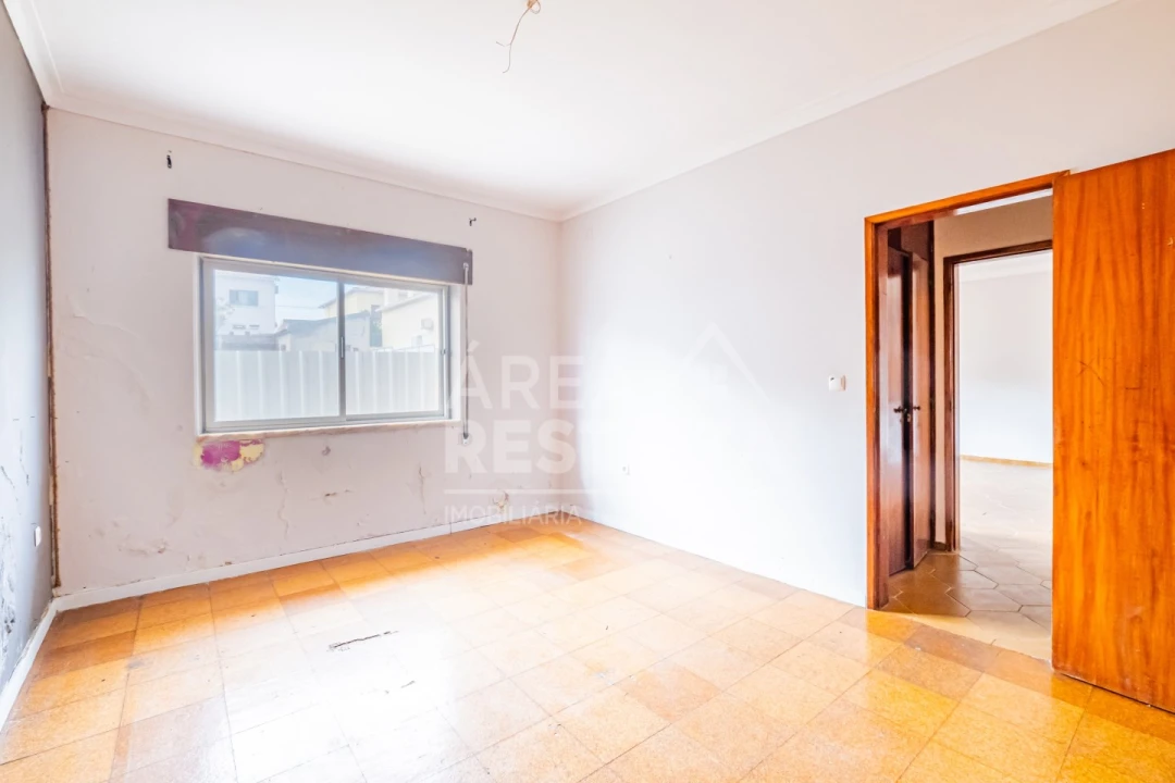 Moradia T5 para Venda em Quinta do Conde Foto 12