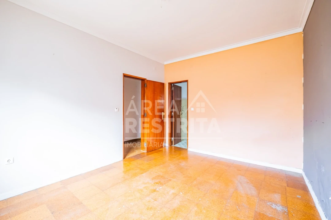 Moradia T5 para Venda em Quinta do Conde Foto 15