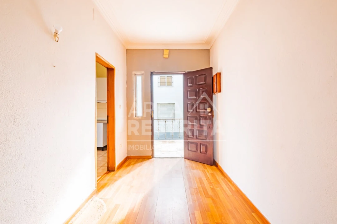 Moradia T5 para Venda em Quinta do Conde Foto 25