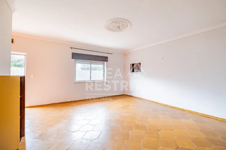 Moradia T5 para Venda em Quinta do Conde Foto 2