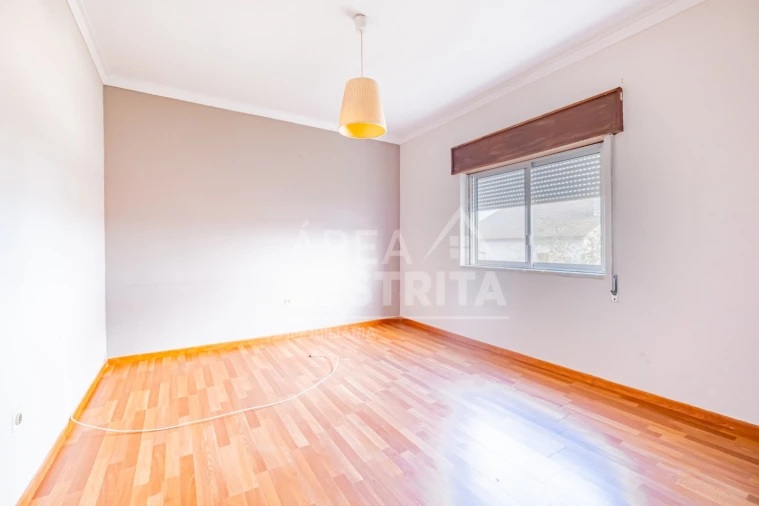 Moradia T5 para Venda em Quinta do Conde Foto 30