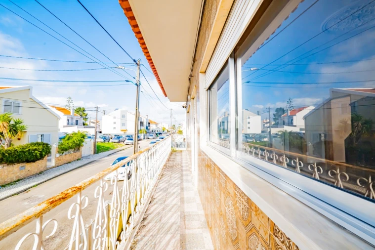 Moradia T5 para Venda em Quinta do Conde Foto 48