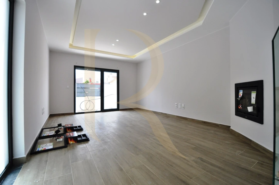 Moradia T3 para Venda em Quinta do Conde Foto 8