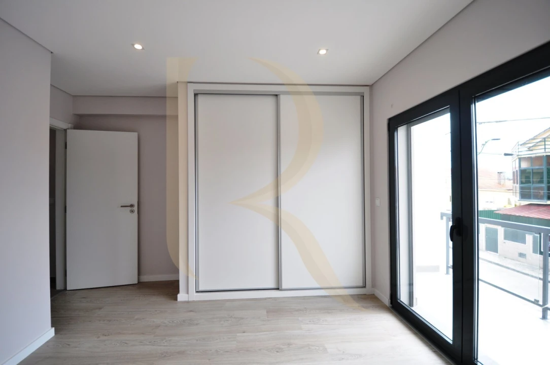 Moradia T3 para Venda em Quinta do Conde Foto 21