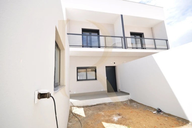 Moradia T3 para Venda em Quinta do Conde Foto 2