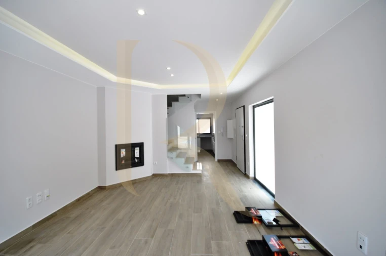 Moradia T3 para Venda em Quinta do Conde Foto 4