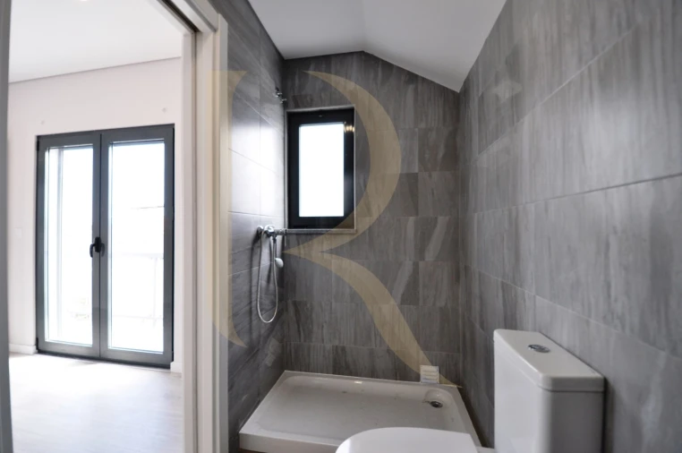 Moradia T3 para Venda em Quinta do Conde Foto 25