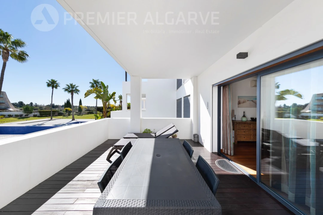 Apartamento T2 para Venda em Quarteira Foto 13