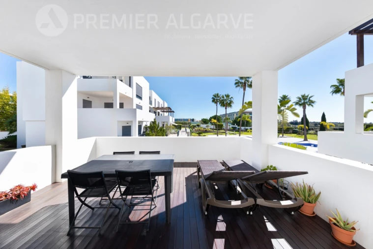 Apartamento T2 para Venda em Quarteira Foto 14