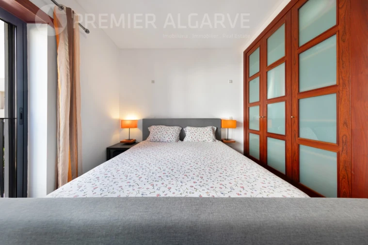 Apartamento T2 para Venda em Quarteira Foto 21