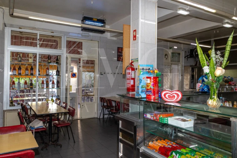 Negócio para Arrendamento em Ramada e Caneças Foto 4