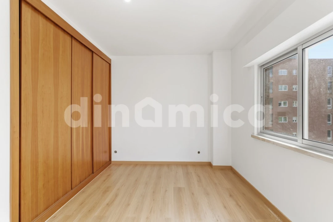 Apartamento T3 para Venda em Vila Nova de Famalicão e Calendário Foto 15
