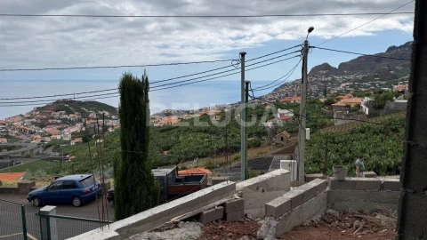 Moradia T3 para Venda em Camara de Lobos