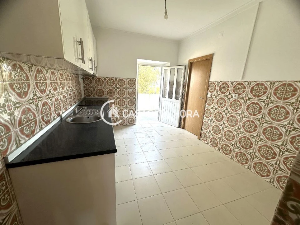 Apartamento T1 para Arrendamento em Charneca de Caparica e Sobreda Foto 6