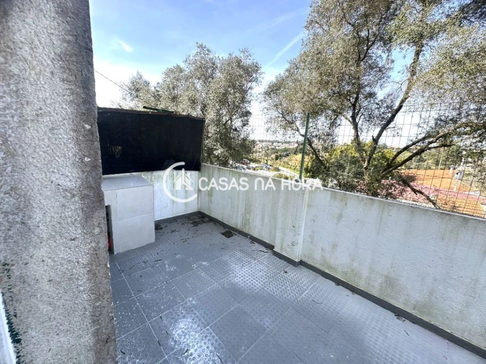 Apartamento T1 para Arrendamento em Charneca de Caparica e Sobreda Foto 16