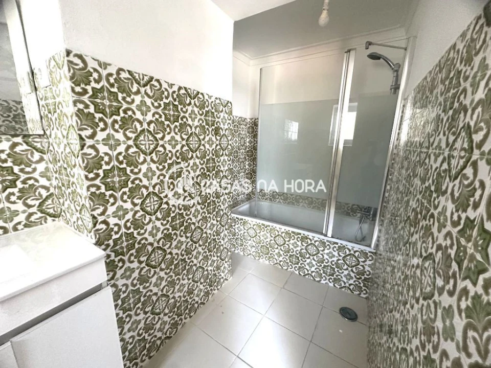 Apartamento T1 para Arrendamento em Charneca de Caparica e Sobreda Foto 19