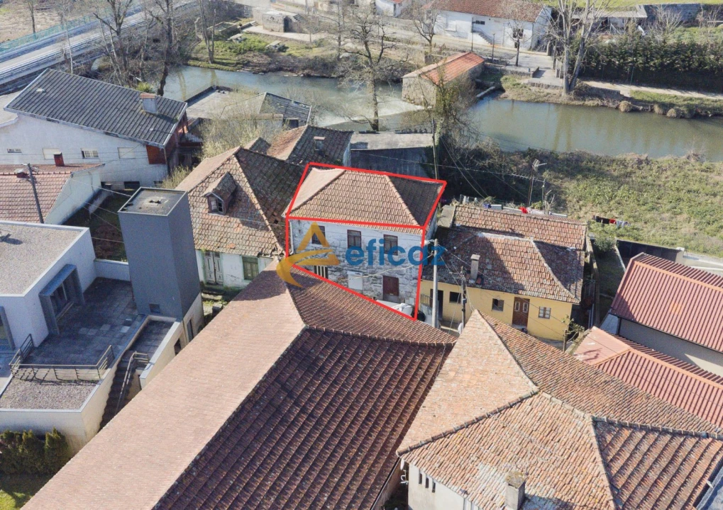 Moradia T2 para Venda em Penafiel Foto 1