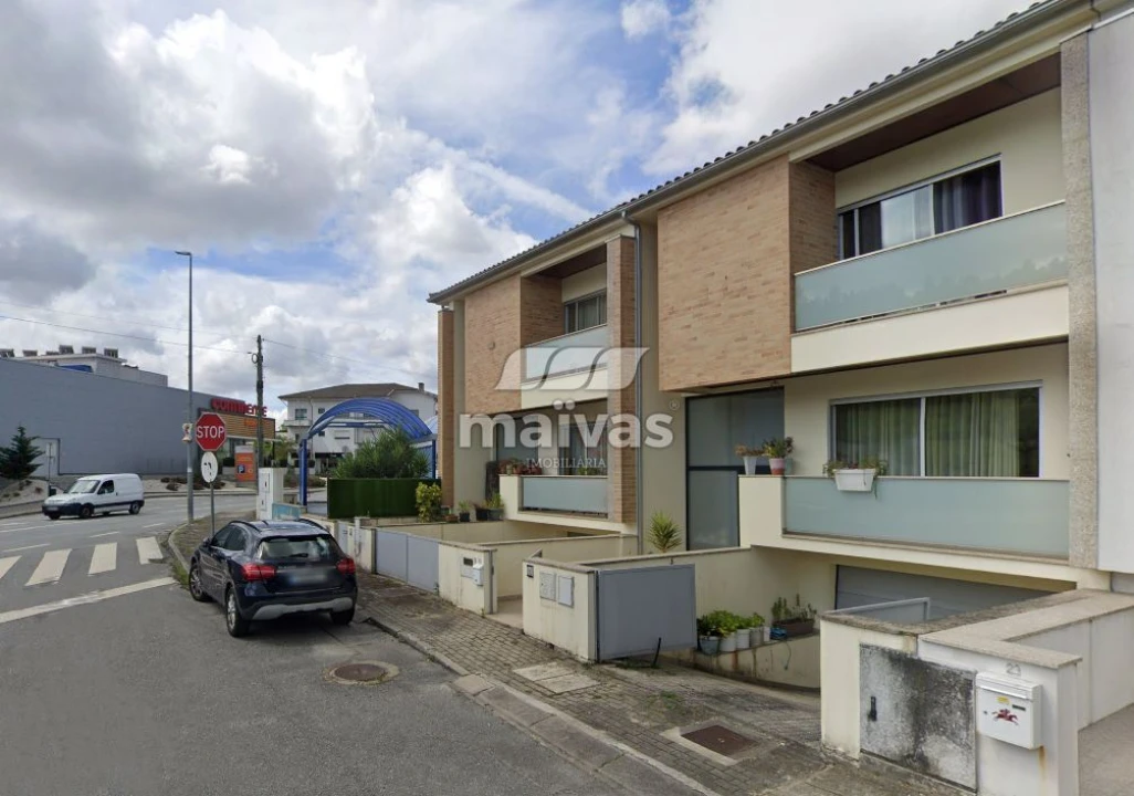 Moradia T3 para Arrendamento em Vila Verde e Barbudo Foto 3