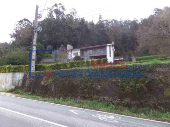 Moradia T3 para Venda em Arrifana Foto 2