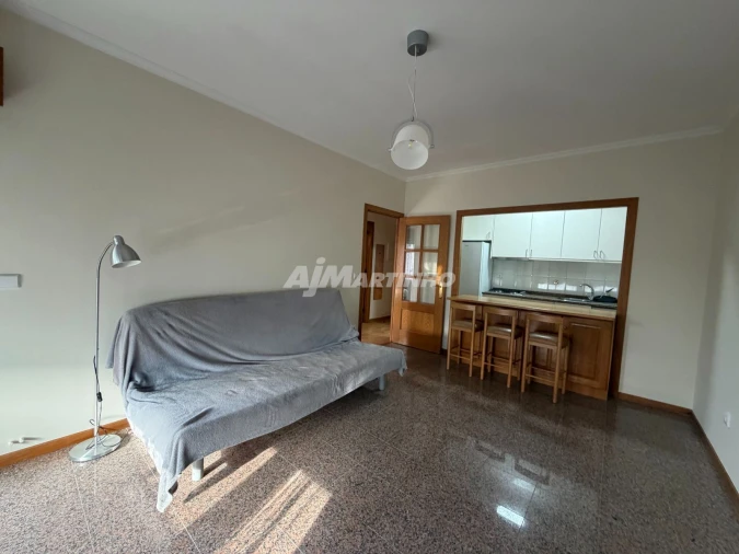 Apartamento T1 para Arrendamento em Lordelo do Ouro e Massarelos Foto 7