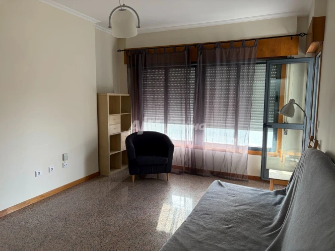Apartamento T1 para Arrendamento em Lordelo do Ouro e Massarelos Foto 8