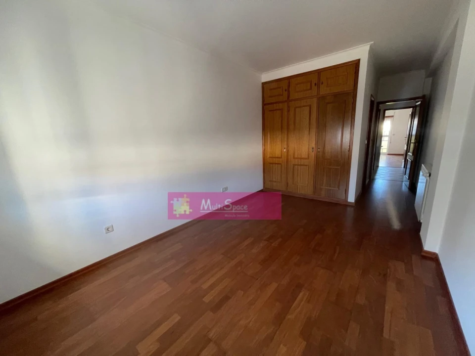 Apartamento T3 para Venda em São João Baptista Foto 10