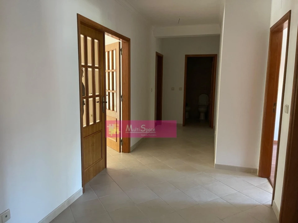 Apartamento T3 para Venda em São João Baptista Foto 1