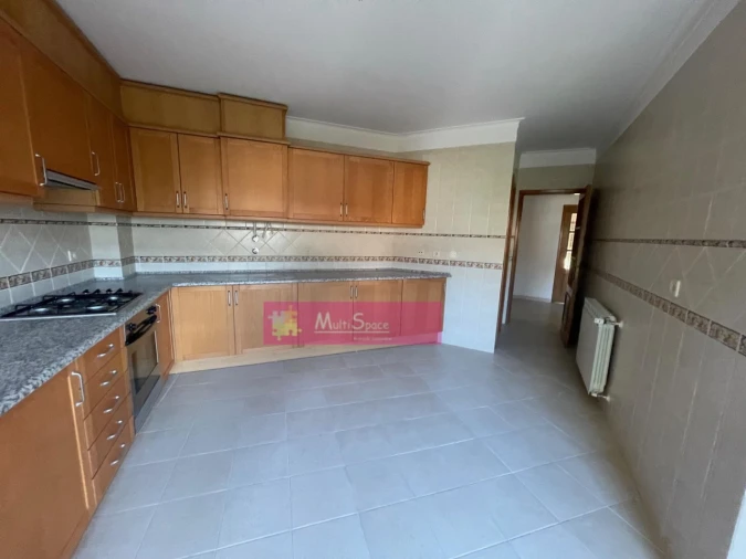 Apartamento T3 para Venda em São João Baptista Foto 5