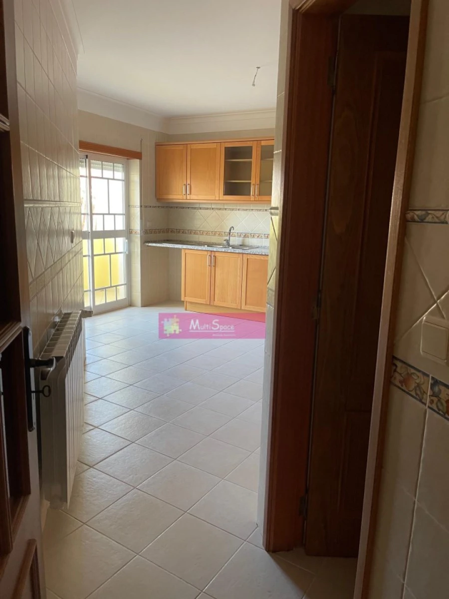 Apartamento T3 para Venda em São João Baptista Foto 2