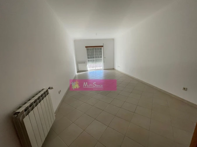 Apartamento T3 para Venda em São João Baptista Foto 6