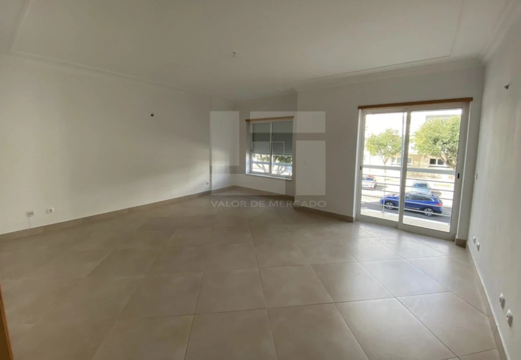 Apartamento T2 para Venda em Loule (São Clemente) Foto 5