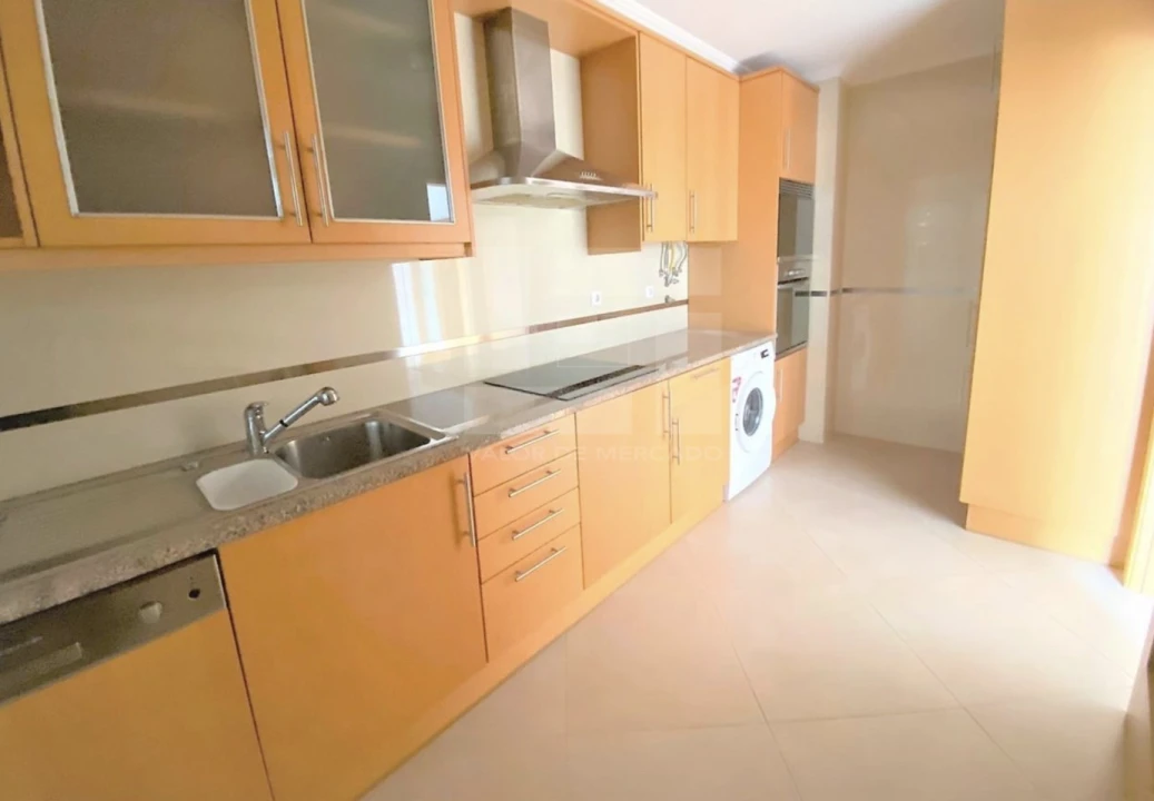 Apartamento T2 para Venda em Loule (São Clemente) Foto 11