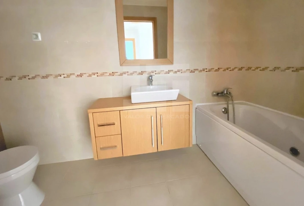 Apartamento T2 para Venda em Loule (São Clemente) Foto 18